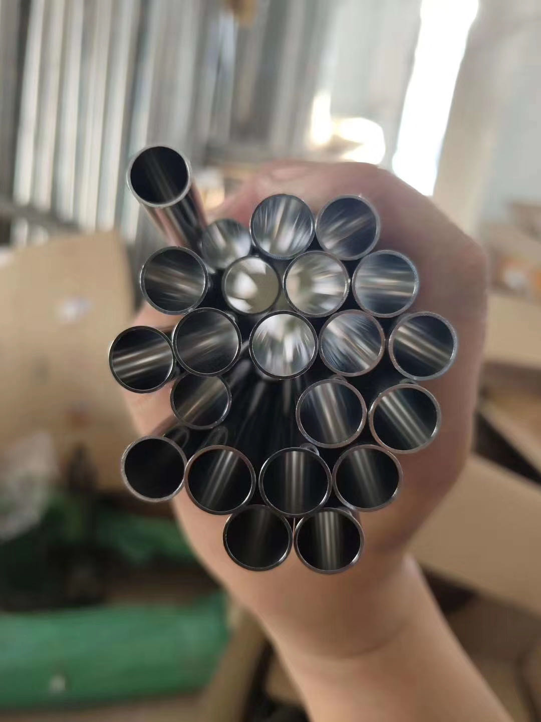 304不銹鋼管需求恢復(fù)緩慢，料今跌幅收窄，部分品種或止跌趨穩(wěn)
